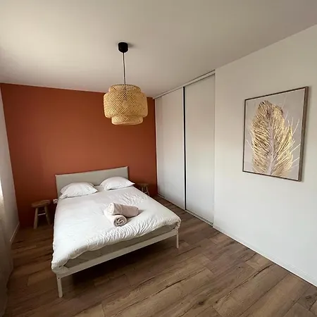 Maison Chaleureuse 2 Сasa de vacaciones Saint-Genis-Laval